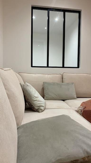 Nice And Cosy Flat Near Geneva Or Annecy Bellegarde-sur-Valserine Exteriör bild